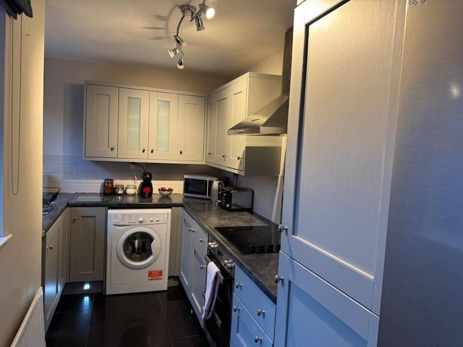 Stylish, Spacious And Central 4 Bedroom House Belfast Exterior foto